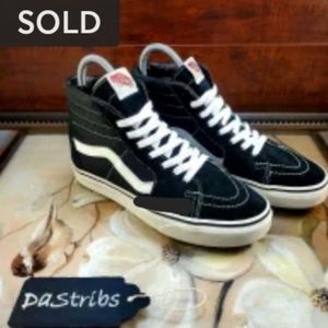 Van's Women's SK8-HI Sneaker Size 7.5